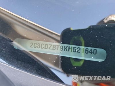 Zdjęcie 12 z 13 samochodu: 2019 DODGE CHALLENGER R/T VIN:2C3CDZBT9KH521640 - miniatura