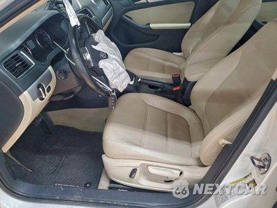 Zdjęcie 7 z 12 samochodu: 2014 VOLKSWAGEN JETTA SE VIN:3VWD07AJ5EM407654 - miniatura