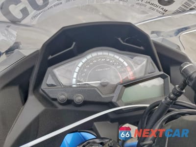 Zdjęcie 7 z 9 samochodu: 2017 KAWASAKI EX300 B VIN:JKAEX8B10HDA38058 - miniatura