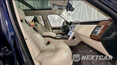 Piąte zdjęcie samochodu w środku: 2020 LAND ROVER RANGE ROVER P525 HSE VIN:SALGS5SE8LA592754 - miniatura