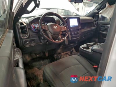 Zdjęcie 8 z 12 samochodu: 2023 RAM 3500TRADESMAN REG 6 VIN:3C63R3AL1PG601220 - miniatura