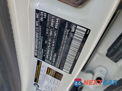 Zdjęcie 12 z 13 samochodu: 2026 MERCEDES-BENZ GLS 450 4MATIC VIN:4JGFF5KE9TB514335 - miniatura