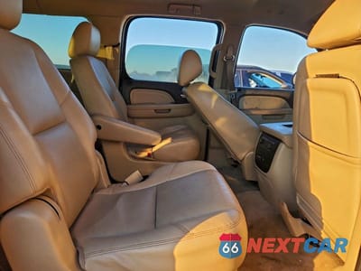 Zdjęcie 11 z 13 samochodu: 2011 GMC YUKON XL DENALI VIN:1GKS2MEFXBR270685 - miniatura