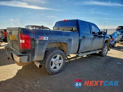 Trzecie zdjęcie samochodu z tyłu: 2013 CHEVROLET SILVERADO K2500 HEAVY DUTY LTZ VIN:1GC1KYE80DF162497 - miniatura