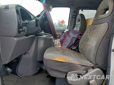 Zdjęcie 7 z 14 samochodu: 1998 FORD ECONOLINE E150 VIN:1FMRE1164WHA01384 - miniatura