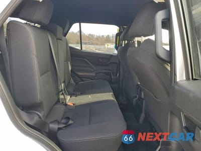 Zdjęcie 11 z 13 samochodu: 2025 TOYOTA 4RUNNER SR5 VIN:JTEVA5AR0S5003625 - miniatura