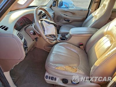 Zdjęcie 7 z 15 samochodu: 2000 FORD EXPEDITION EDDIE BAUER VIN:1FMRU17L5YLA66275 - miniatura