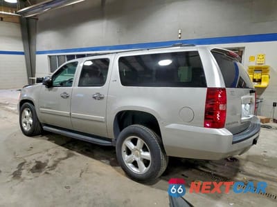 Drugie zdjęcie samochodu z przodu: 2008 CHEVROLET SUBURBAN C1500 LS VIN:3GNFC160X8G164045 - miniatura