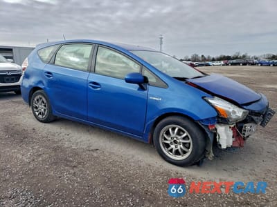 Czwarte zdjęcie samochodu z boku: 2015 TOYOTA PRIUS V VIN:JTDZN3EU8FJ034356 - miniatura