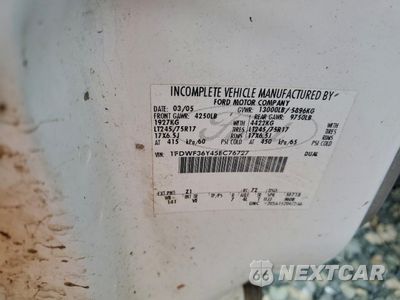 Zdjęcie 10 z 12 samochodu: 2005 FORD F350 FLATBED TRUCK VIN:1FDWF36Y45EC76727 - miniatura