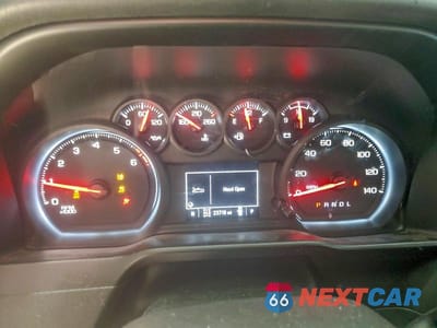 Zdjęcie 9 z 12 samochodu: 2020 CHEVROLET SILVERADO K1500 TRAIL BOSS CUSTOM VIN:3GCPYCEF6LG350108 - miniatura