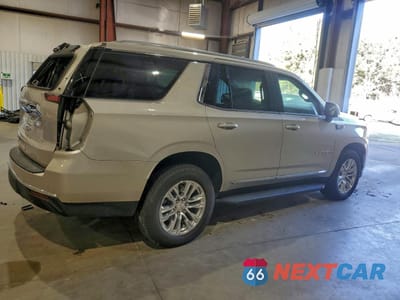 Trzecie zdjęcie samochodu z tyłu: 2022 GMC YUKON SLT VIN:1GKS1BKD3NR312080 - miniatura