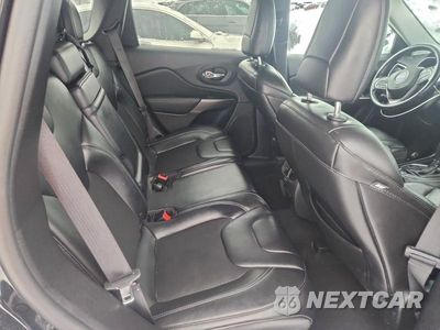 Zdjęcie 10 z 11 samochodu: 2019 JEEP CHEROKEE LATITUDE PLUS VIN:1C4PJLLX3KD317577 - miniatura