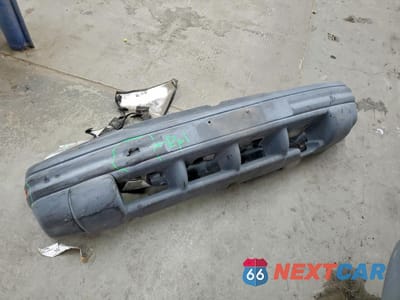 Zdjęcie 13 z 15 samochodu: 2001 CHEVROLET TRACKER VIN:2CNBJ13C016952812 - miniatura