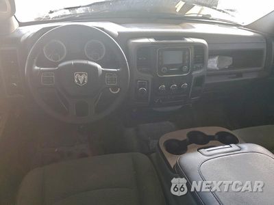 Zdjęcie 8 z 11 samochodu: 2017 RAM 1500 ST VIN:1C6RR6KG7HS735348 - miniatura