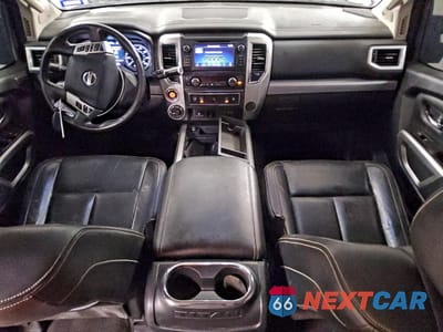 Zdjęcie 8 z 13 samochodu: 2019 NISSAN TITAN XD SL VIN:1N6BA1F43KN521013 - miniatura