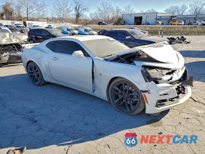 Czwarte zdjęcie samochodu z boku: 2023 CHEVROLET CAMARO LT1 VIN:1G1FF1R79P0161092 - miniatura