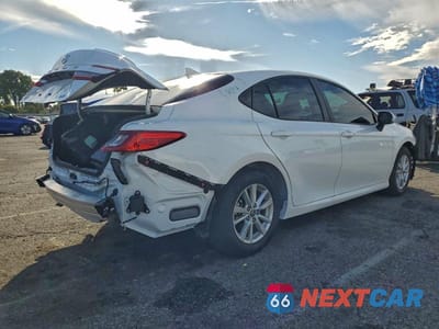 Trzecie zdjęcie samochodu z tyłu: 2025 TOYOTA CAMRY XSE VIN:4T1DAACK0SU153583 - miniatura
