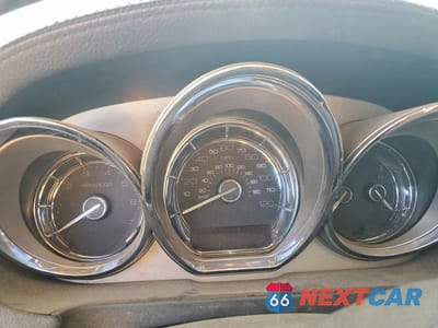 Zdjęcie 9 z 12 samochodu: 2012 LINCOLN MKT VIN:2LMHJ5ATXCBL52771 - miniatura