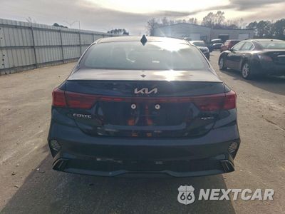 Zdjęcie 6 z 13 samochodu: 2024 KIA FORTE GT LINE VIN:3KPF54AD5RE825962 - miniatura