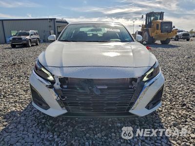 Piąte zdjęcie samochodu w środku: 2025 NISSAN ALTIMA SL VIN:1N4BL4EV7SN431913 - miniatura