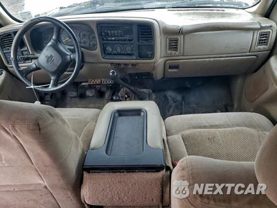Zdjęcie 8 z 14 samochodu: 2001 CHEVROLET SILVERADO K2500 HEAVY DUTY VIN:1GCHK29U31E245846 - miniatura