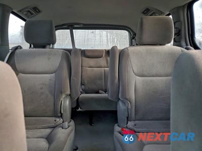 Zdjęcie 10 z 13 samochodu: 2007 TOYOTA SIENNA CE VIN:5TDZK23C67S073383 - miniatura