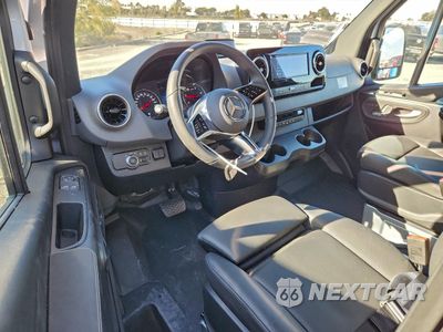 Zdjęcie 8 z 16 samochodu: 2025 MERCEDES-BENZ SPRINTER 3500 VIN:W1Y8ND6YXST225189 - miniatura