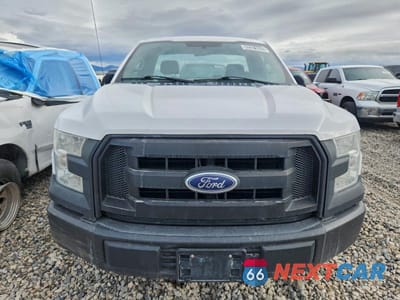 Piąte zdjęcie samochodu w środku: 2018 FORD F150 VIN:1FTMF1CB0JKE49607 - miniatura