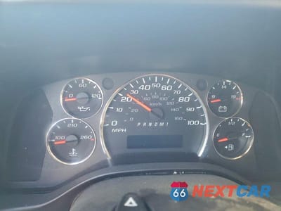 Zdjęcie 9 z 13 samochodu: 2022 CHEVROLET EXPRESS 2500 CARGO DELIVERY VAN VIN:1GCWGAFPXN1267809 - miniatura