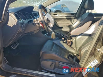 Zdjęcie 7 z 14 samochodu: 2019 VOLKSWAGEN GTI S VIN:3VW6T7AU1KM020606 - miniatura