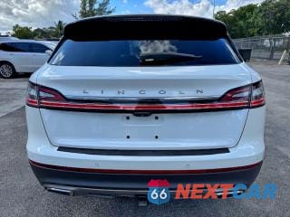 Zdjęcie 6 z 15 samochodu: 2021 LINCOLN NAUTILUS RESERVE VIN:2LMPJ8K90MBL12748 - miniatura