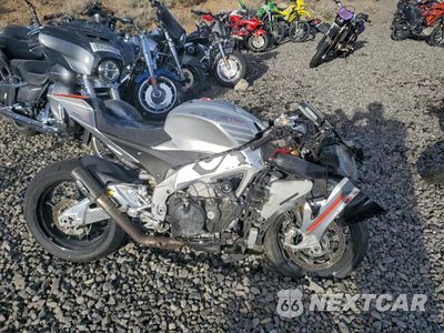 2016 APRILIA RSV4 RF ZD4RKUB01GS000324 - główne zdjęcie licytacji z USA - miniatura