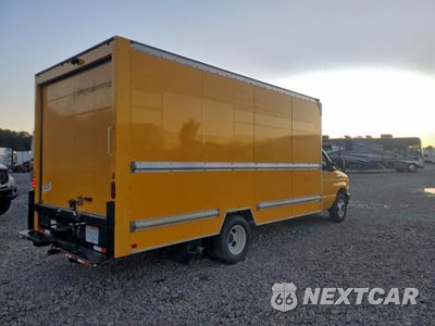 Czwarte zdjęcie samochodu z boku: 2022 FORD ECONOLINE E350 SUPER DUTY CUTAWAY VAN VIN:1FDWE3FN3NDC09261 - miniatura