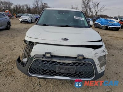 Piąte zdjęcie samochodu w środku: 2020 KIA SOUL LX VIN:KNDJ23AU6L7713031 - miniatura