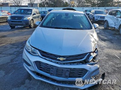 Piąte zdjęcie samochodu w środku: 2017 CHEVROLET CRUZE LS VIN:1G1BC5SM8H7124266 - miniatura