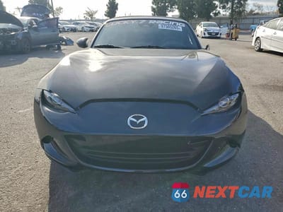 Piąte zdjęcie samochodu w środku: 2024 MAZDA MX-5 MIATA SPORT VIN:JM1NDAB73R0608280 - miniatura