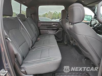 Zdjęcie 10 z 15 samochodu: 2025 RAM 1500 BIG HORN/LONE STAR VIN:1C6SRFFPXSN739878 - miniatura