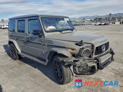 Czwarte zdjęcie samochodu z boku: 2022 MERCEDES-BENZ G 63 AMG VIN:W1NYC7HJ3NX438728 - miniatura