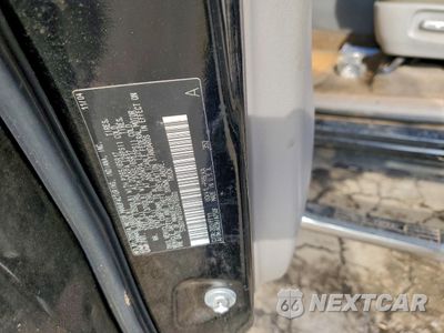 Zdjęcie 12 z 12 samochodu: 2005 TOYOTA TUNDRA DOUBLE CAB LIMITED VIN:5TBDT48155S476660 - miniatura