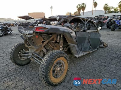 Czwarte zdjęcie samochodu z boku: 2018 CAN-AM MAVERICK X3 MAX X DS TURBO R VIN:3JBVEAW29JK000128 - miniatura