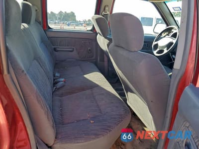 Zdjęcie 10 z 11 samochodu: 2000 NISS FRONTIER CREW CAB XE VIN:1N6ED27T3YC402026 - miniatura