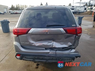 Zdjęcie 6 z 11 samochodu: 2020 MITSUBISHI OUTLANDER SE VIN:JA4AZ3A34LZ017656 - miniatura