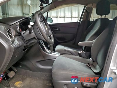 Zdjęcie 7 z 16 samochodu: 2020 CHEVROLET TRAX LS VIN:KL7CJKSB6LB020506 - miniatura