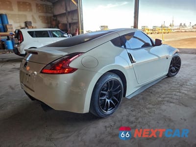 Trzecie zdjęcie samochodu z tyłu: 2019 NISSAN 370Z BASE VIN:JN1AZ4EHXKM422369 - miniatura