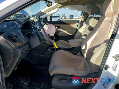 Zdjęcie 7 z 13 samochodu: 2019 HONDA CR-V TOURING VIN:7FARW2H99KE012970 - miniatura