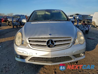 Piąte zdjęcie samochodu w środku: 2009 MERCEDES-BENZ R 350 4MATIC VIN:4JGCB65E19A094374 - miniatura