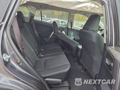 Zdjęcie 11 z 14 samochodu: 2018 TOYOTA RAV4 LE VIN:JTMZFREV6JJ735804 - miniatura