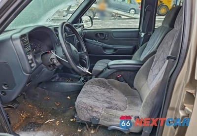 Zdjęcie 7 z 12 samochodu: 2002 CHEVROLET S TRUCK S10 VIN:1GCDT13W82K211548 - miniatura