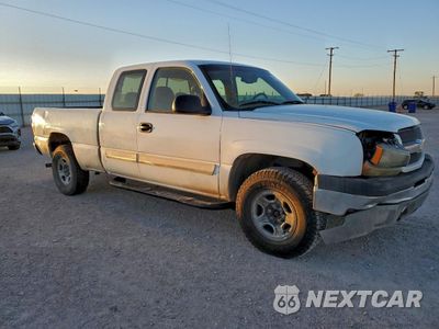 Czwarte zdjęcie samochodu z boku: 2004 CHEVROLET SILVERADO K1500 VIN:1GCEK19V04Z179033 - miniatura